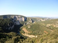 Superbe vue sur les gorges de l'Ardèchedepuis un belvédère situé sur la route des gorges